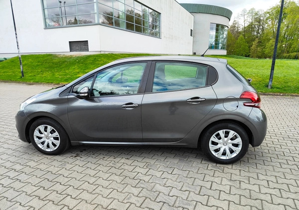 Peugeot 208 cena 26800 przebieg: 173400, rok produkcji 2017 z Szczecinek małe 191